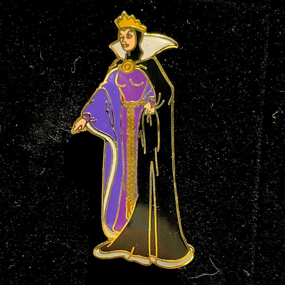 “Evil Queen” Disney Trading Pin